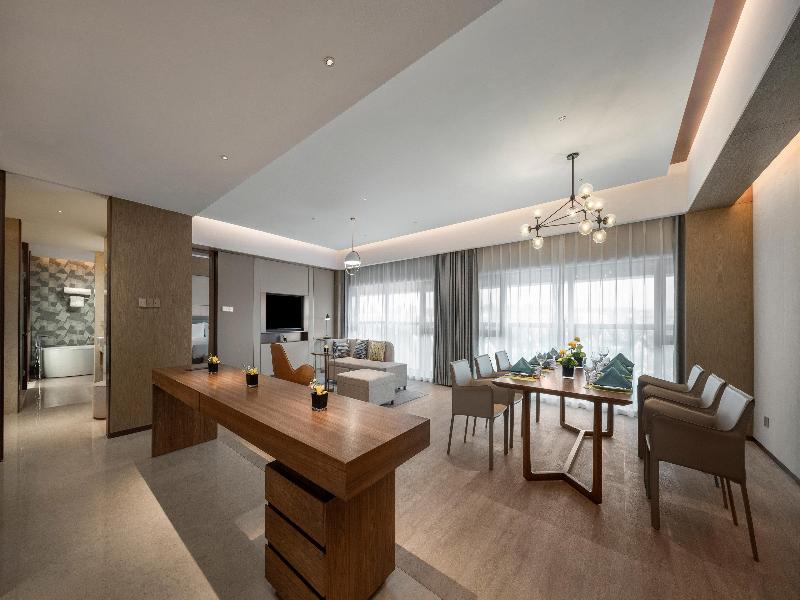 Holiday Inn Changchun Jingyue image