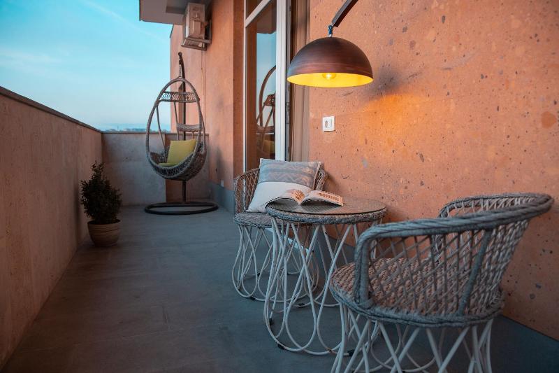 RIS Dalma Collection Yerevan image