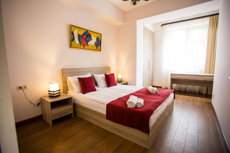 Welcome City Center Apartments image