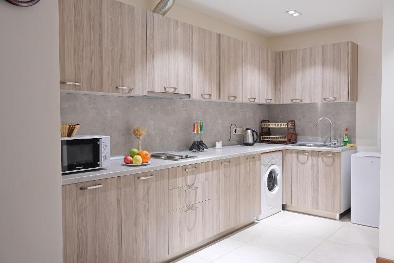 Welcome City Center Apartments image