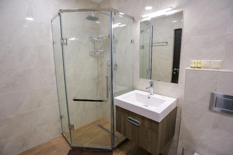 Welcome City Center Apartments image
