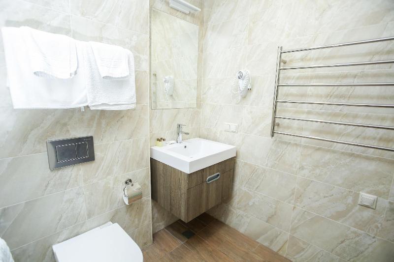 Welcome City Center Apartments image
