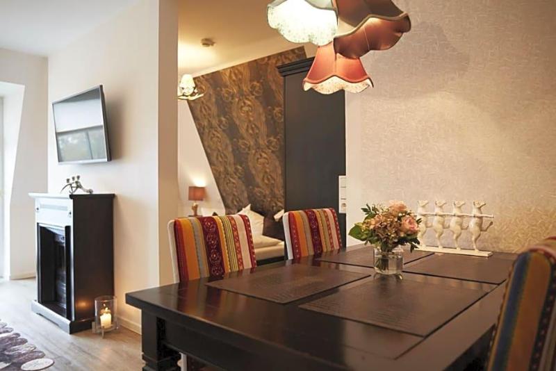 Aparthotel Bernstein image
