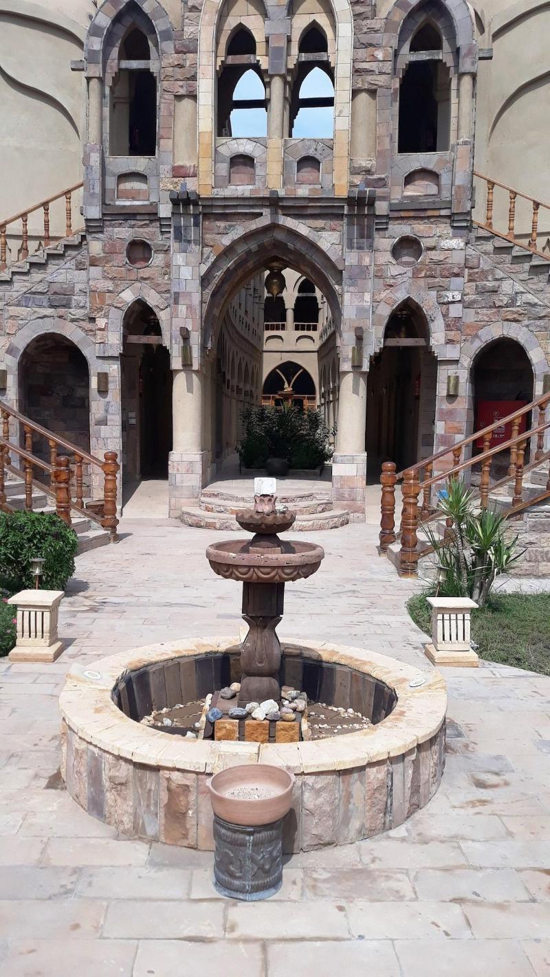 Embrace Hotel - Image 5