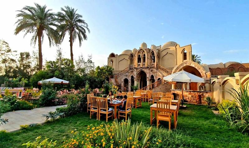 Embrace Hotel image