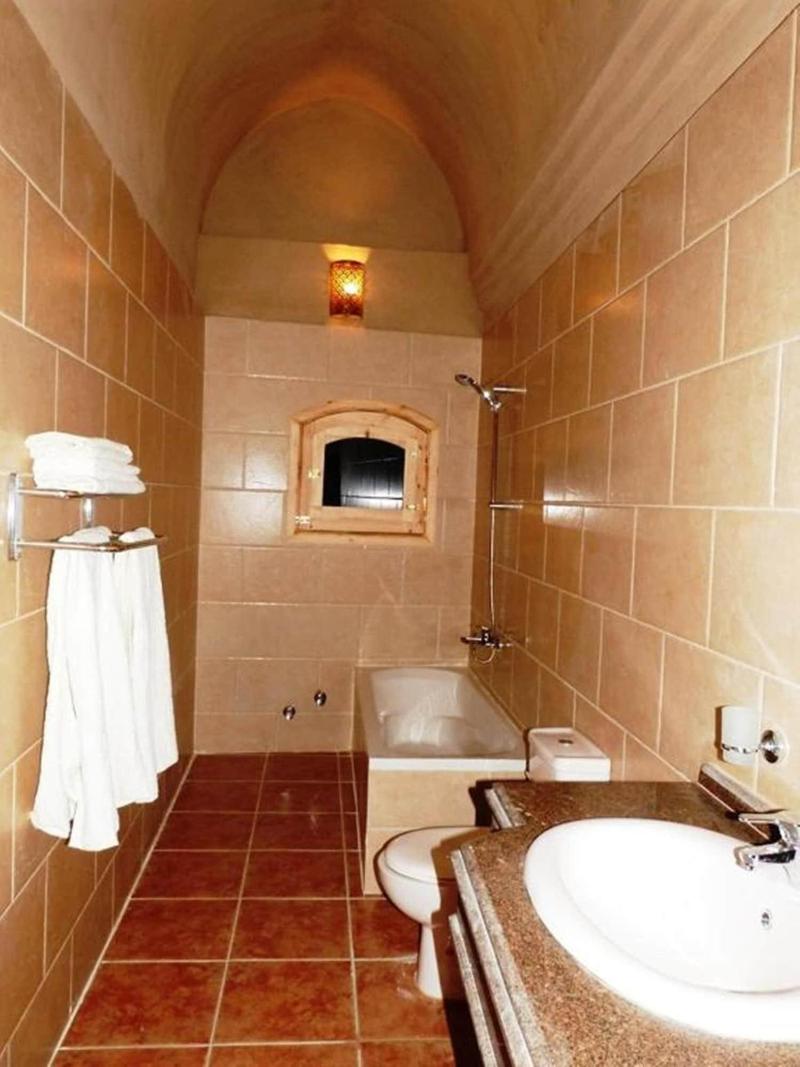 Embrace Hotel image