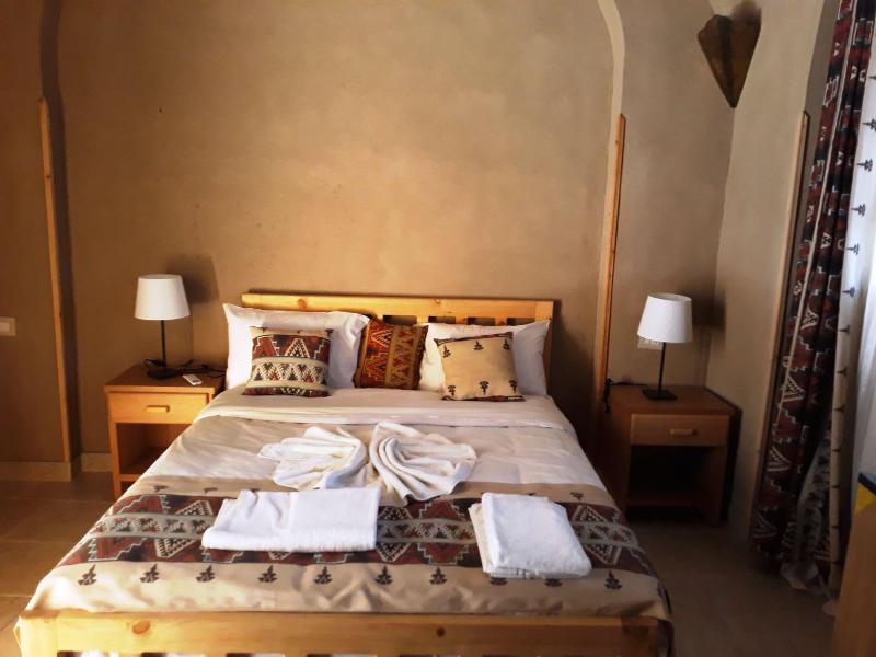 Embrace Hotel image