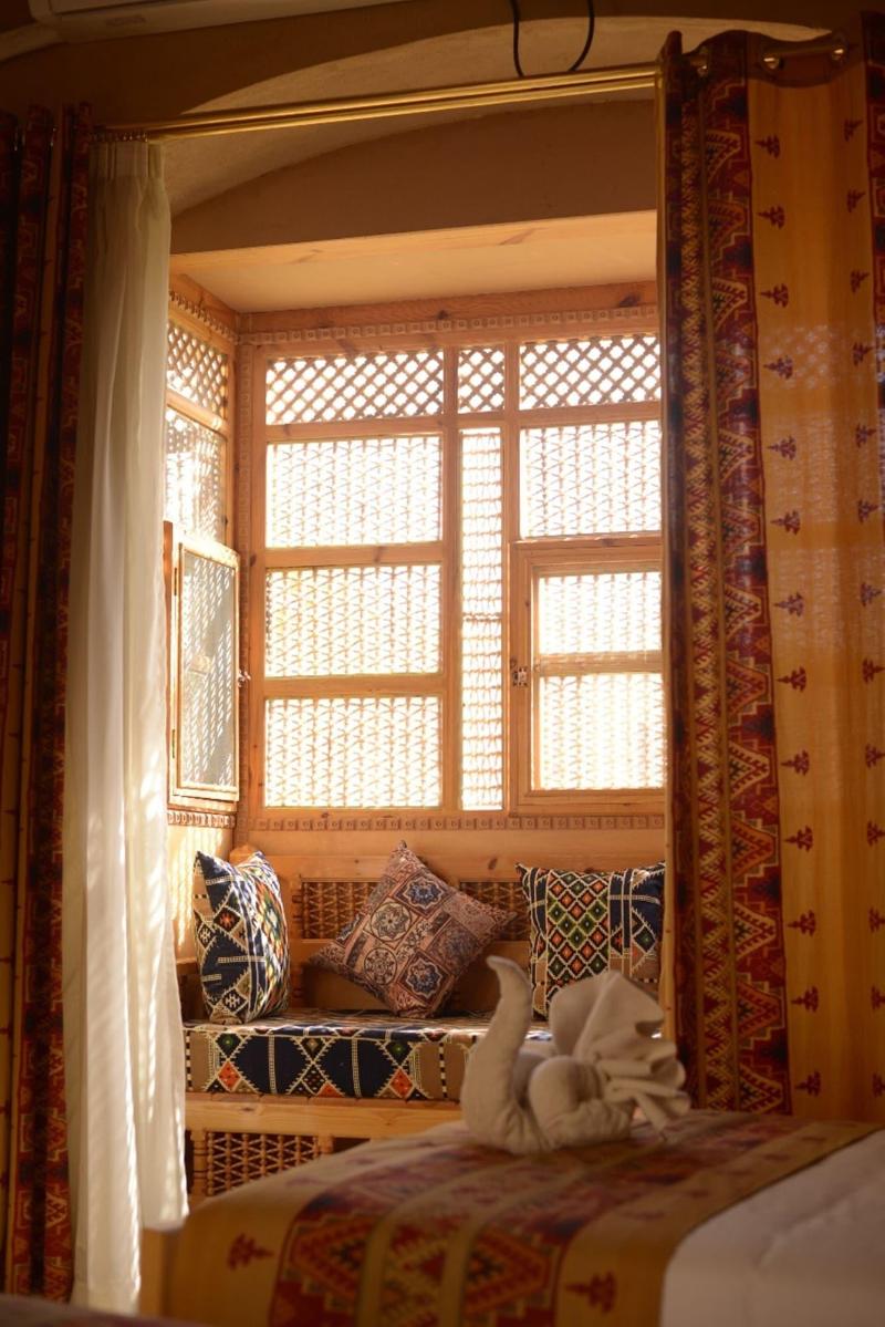 Embrace Hotel image