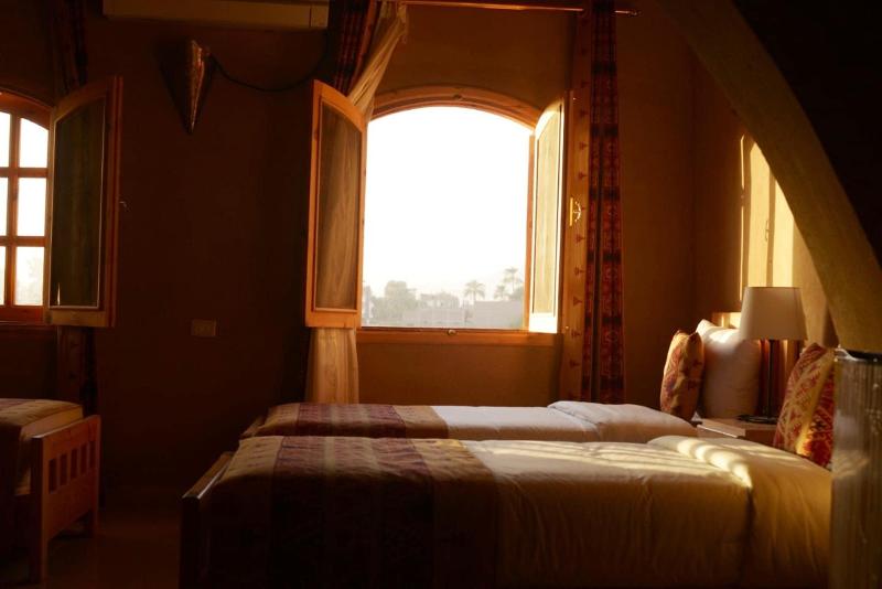 Embrace Hotel image
