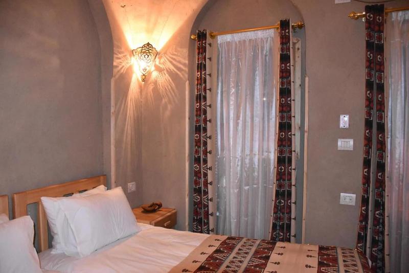 Embrace Hotel image