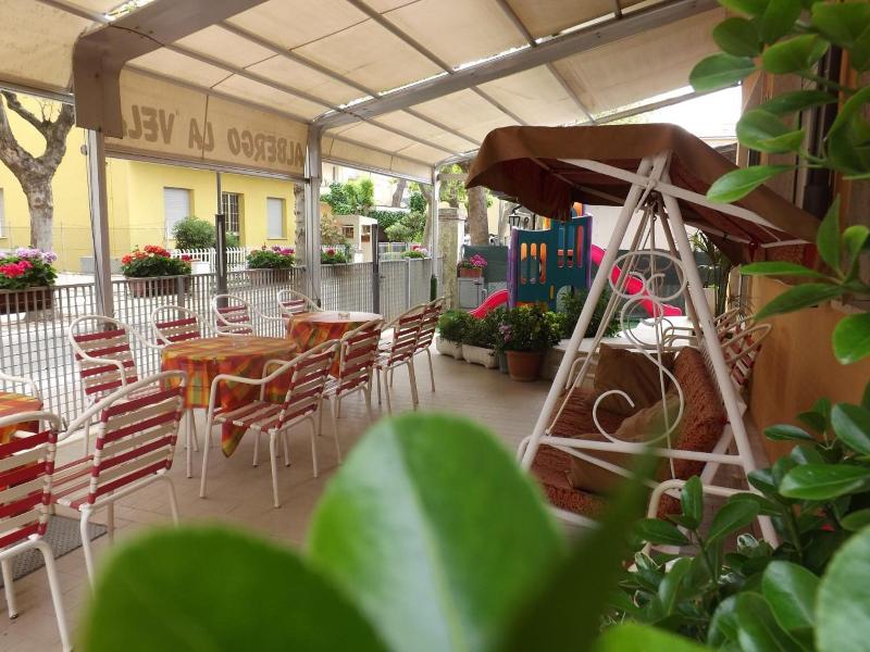 Hotel La Vela image