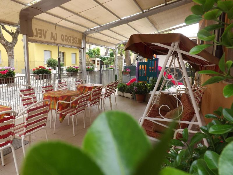 Hotel La Vela image