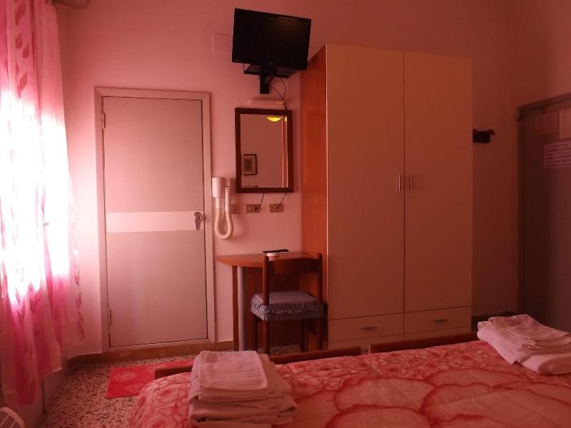 Hotel La Vela image