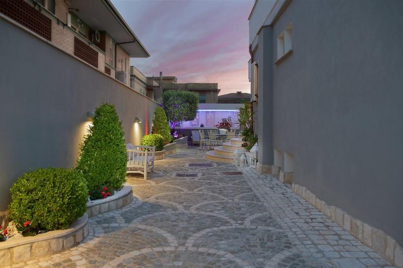 Rome Airport Inn image