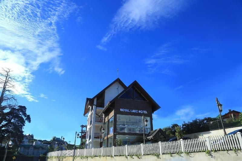 Royal Lake Hotel image
