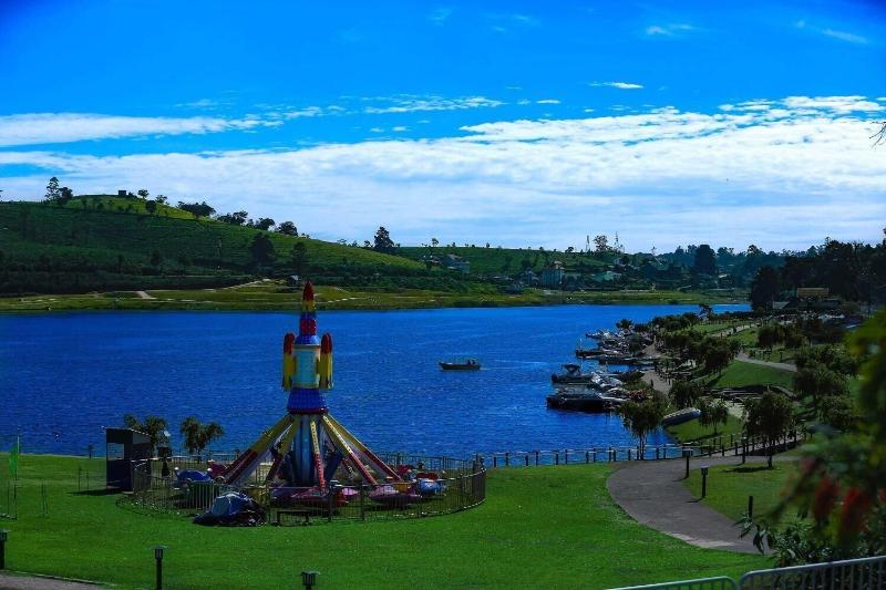 Royal Lake Hotel image