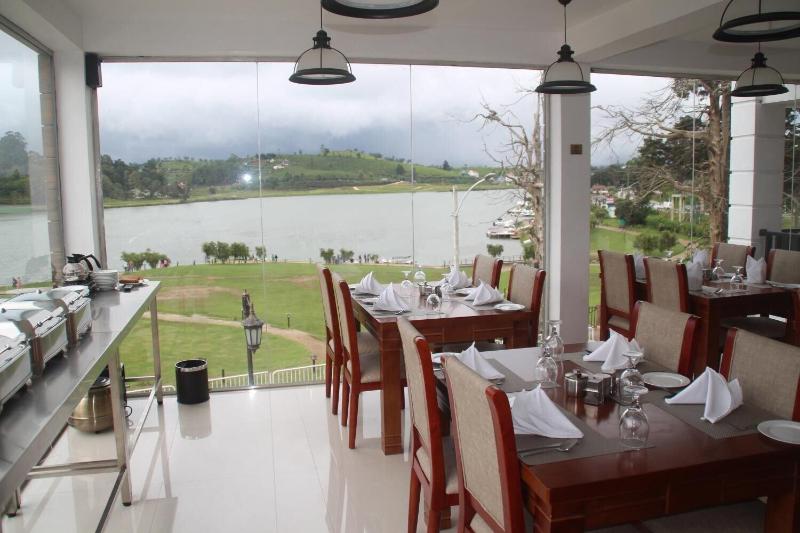 Royal Lake Hotel image