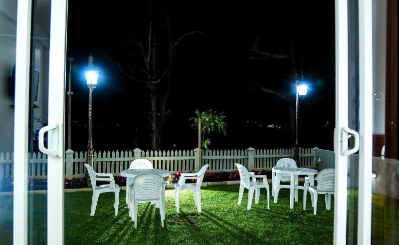 Royal Lake Hotel image