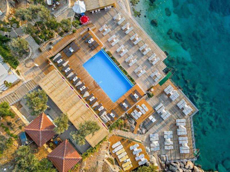 Greenbeach Hotel