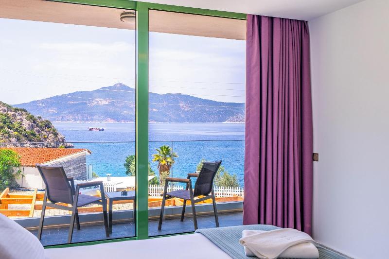 Greenbeach Hotel