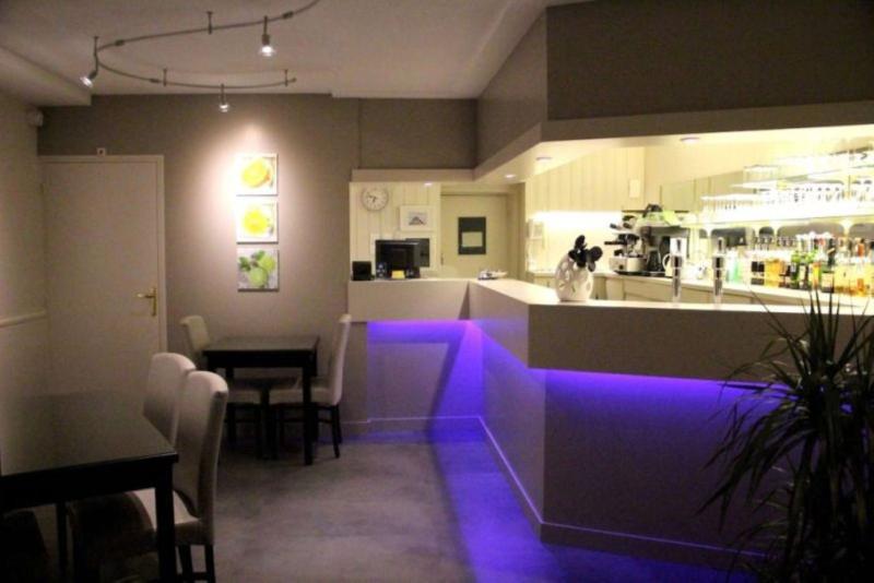 Logis Hotel Le Pelican image