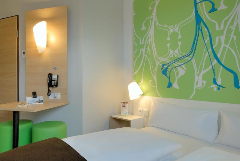 B&B HOTEL Paderborn image