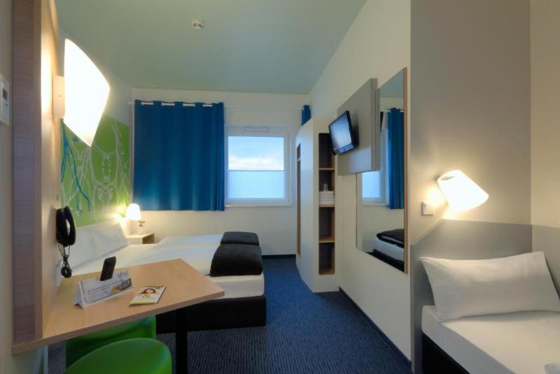 B&B HOTEL Paderborn image