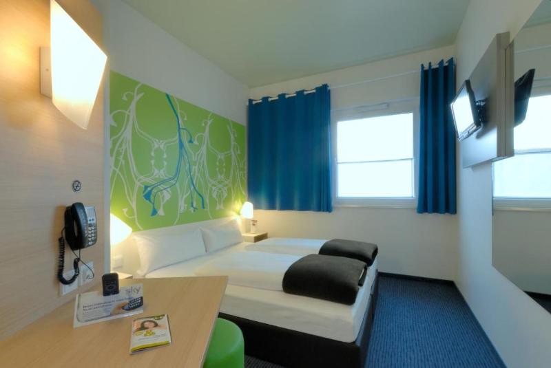 B&B HOTEL Paderborn image