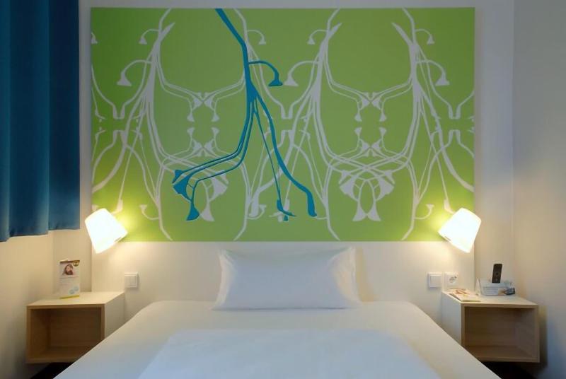 B&B HOTEL Paderborn image