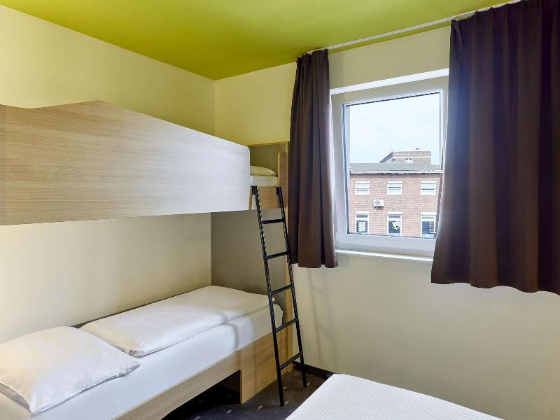 B&B HOTEL Trier image