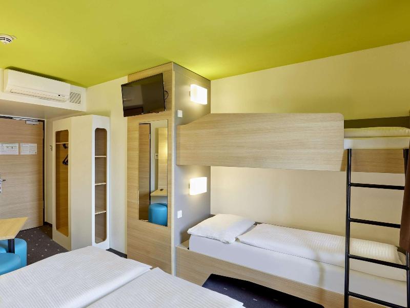 B&B HOTEL Trier image