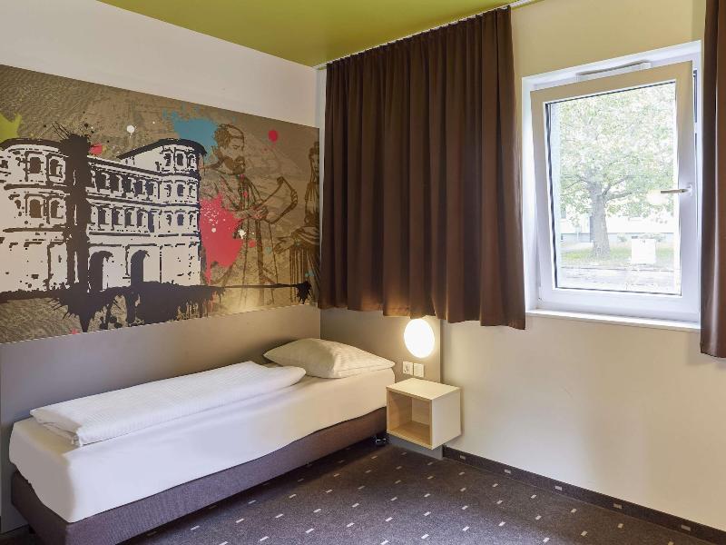 B&B HOTEL Trier image