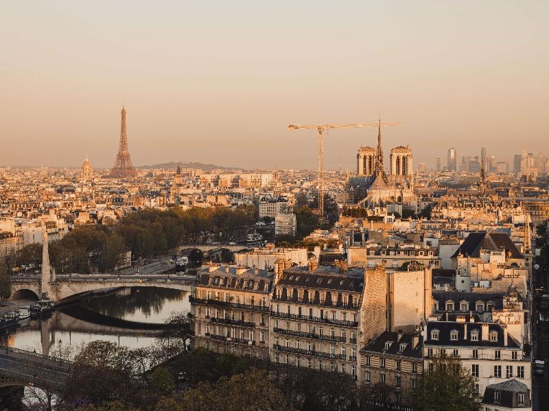 SO/ Paris image