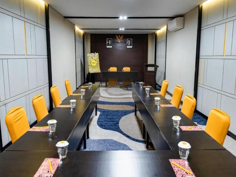 YELLO Hotel Samarinda image