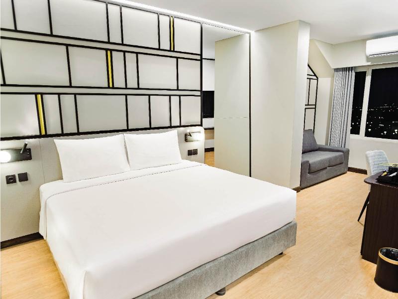 YELLO Hotel Samarinda image