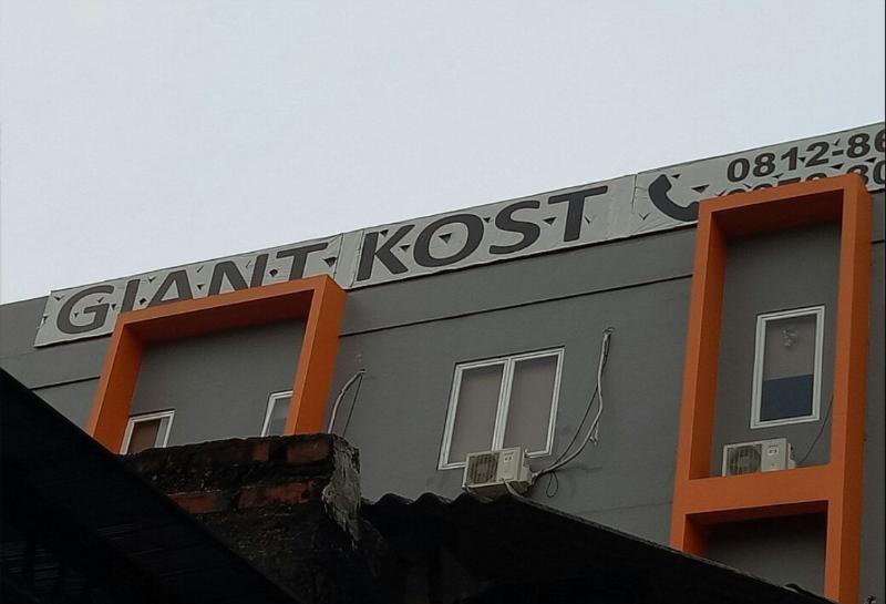 Giant Kost by ZUZU image