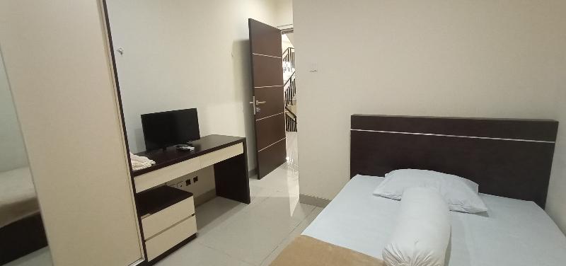 Giant Kost by ZUZU image