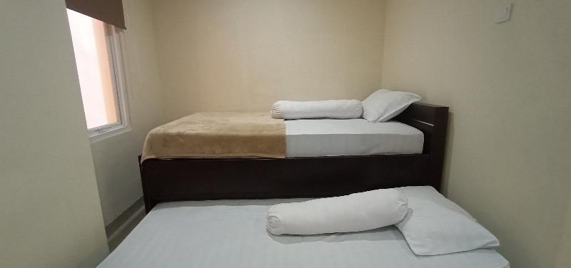 Giant Kost by ZUZU image