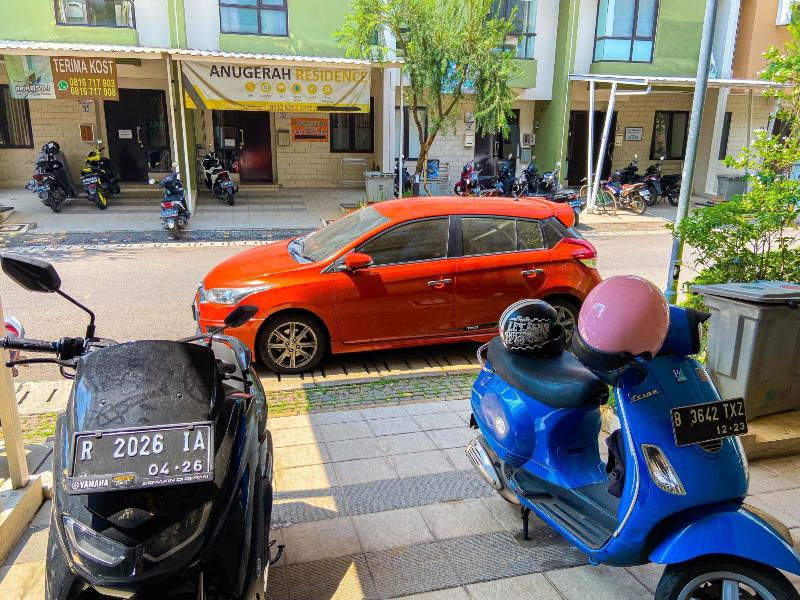 Aloha Guest House - 1 Male Only by ZUZU image