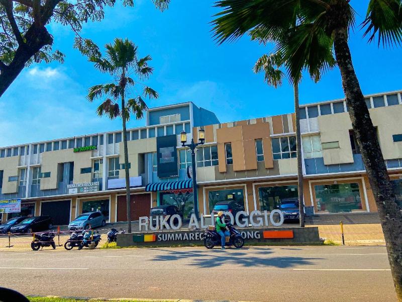 Aloha Guest House - 1 Male Only by ZUZU image