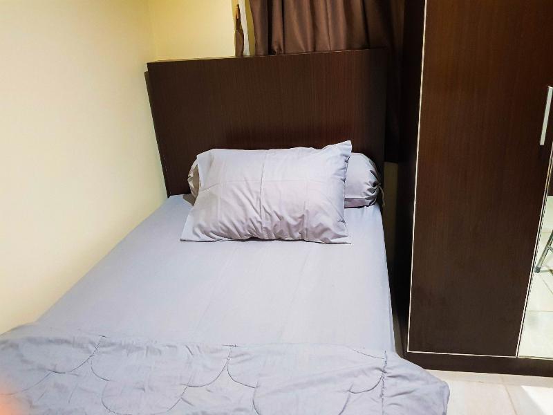Aloha Guest House - 1 Male Only by ZUZU image