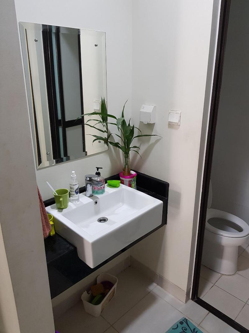 Aloha Guest House - 1 Male Only by ZUZU image