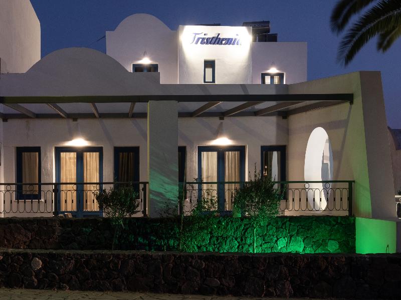 Tristhenia Hotel image