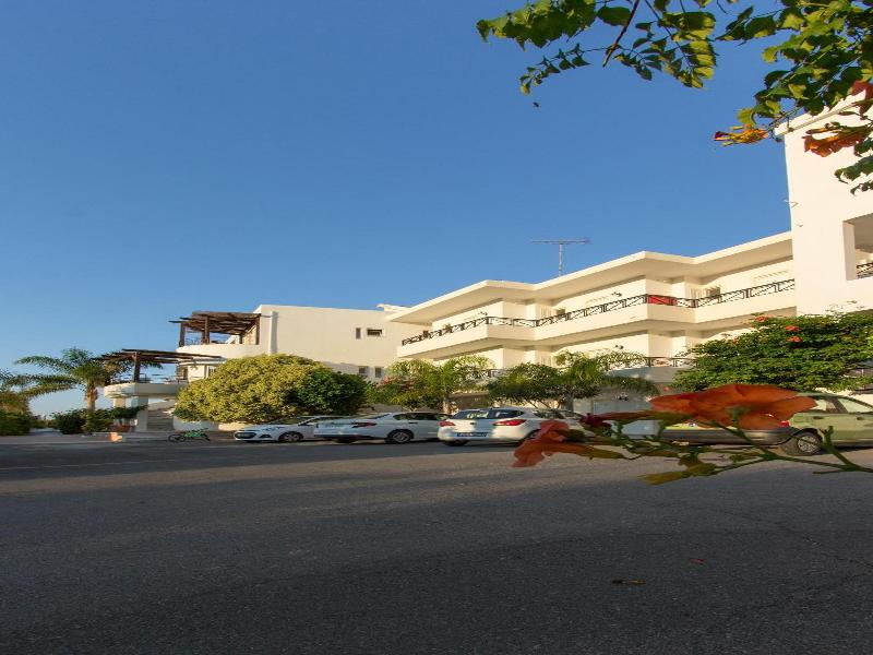 Pinelopi Apartments image