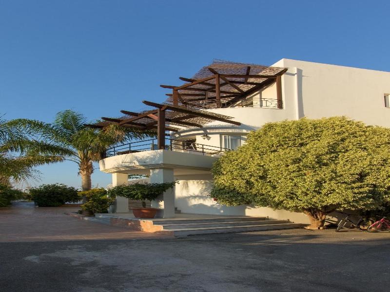 Pinelopi Apartments — general view