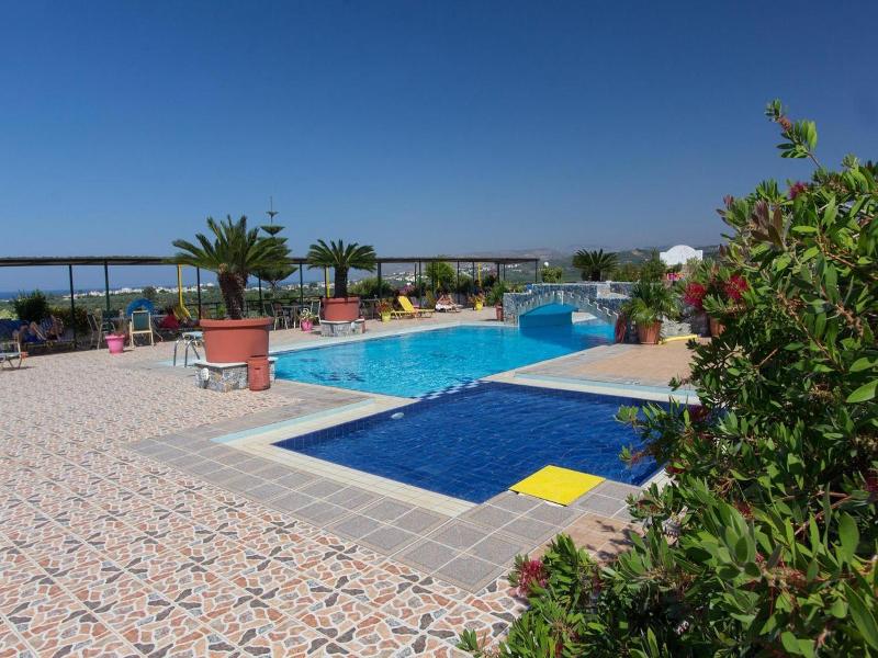 Pinelopi Apartments image