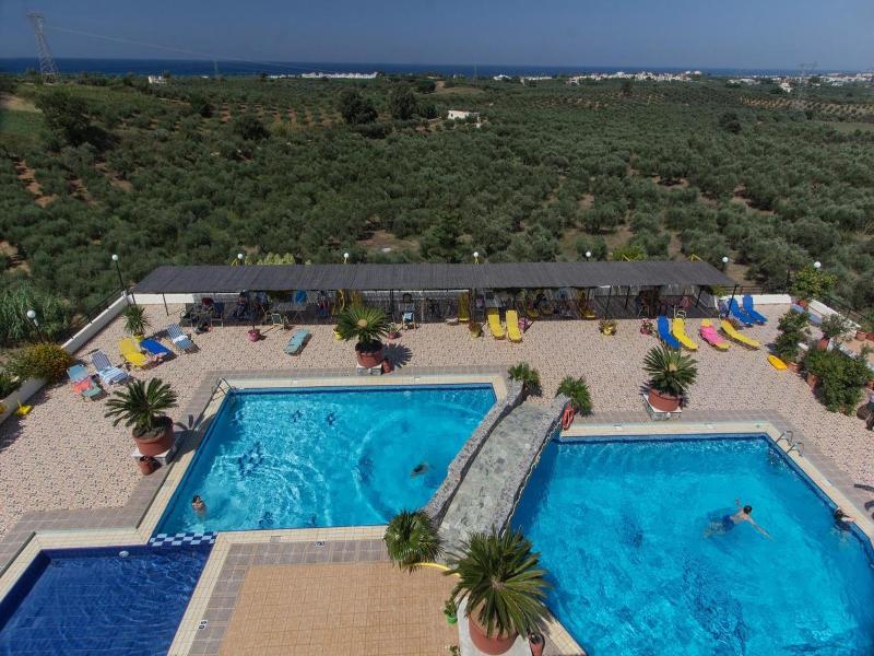 Pinelopi Apartments image