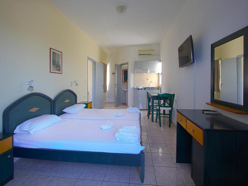 Pinelopi Apartments image