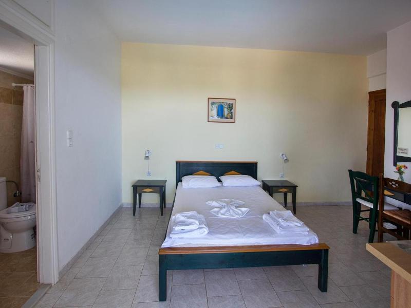 Pinelopi Apartments image
