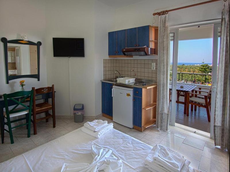 Pinelopi Apartments image
